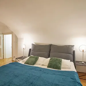 Aparthotel Lazenska N4 Prague